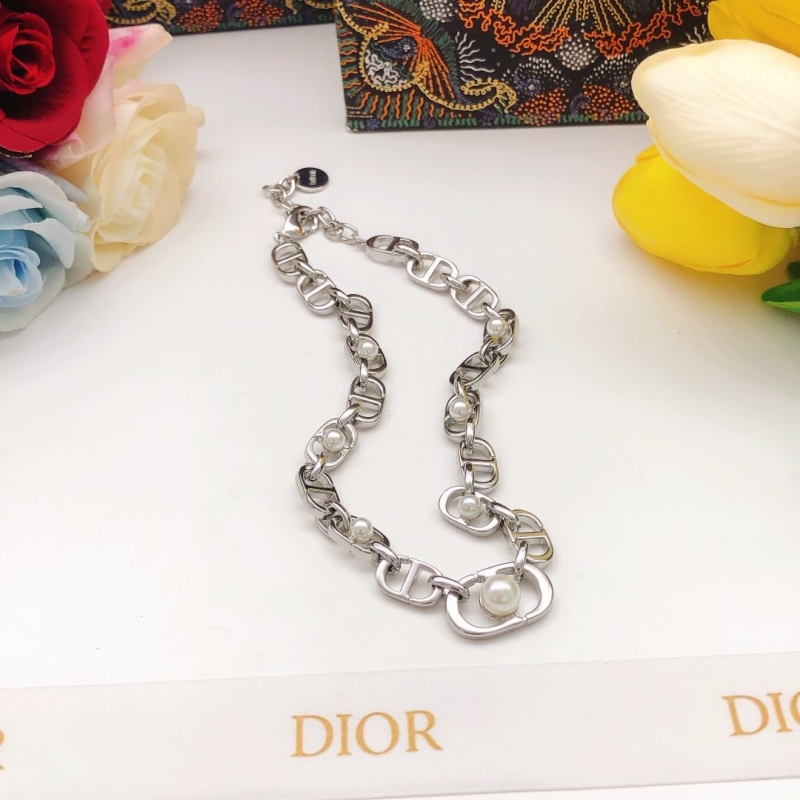 chr1st1an D10r necklaces